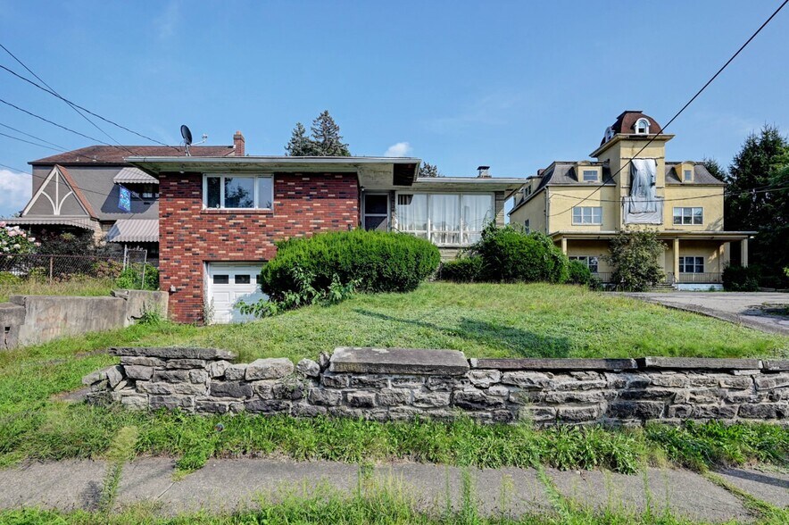 More Photos Of 1530-1538 Sanderson Ave, Scranton Healthcare For Sale