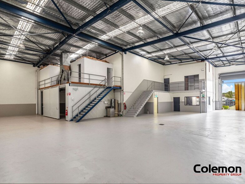 More Photos Of 52 Cook St, Kurnell Flex For Lease