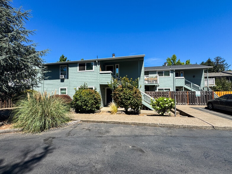Primary Photo Of 3860 SW 178th Ave, Beaverton Apartments For Sale