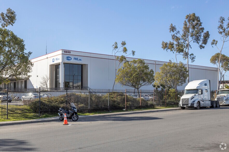 More Photos Of 6855 Calle de Linea, San Diego Truck Terminal For Lease