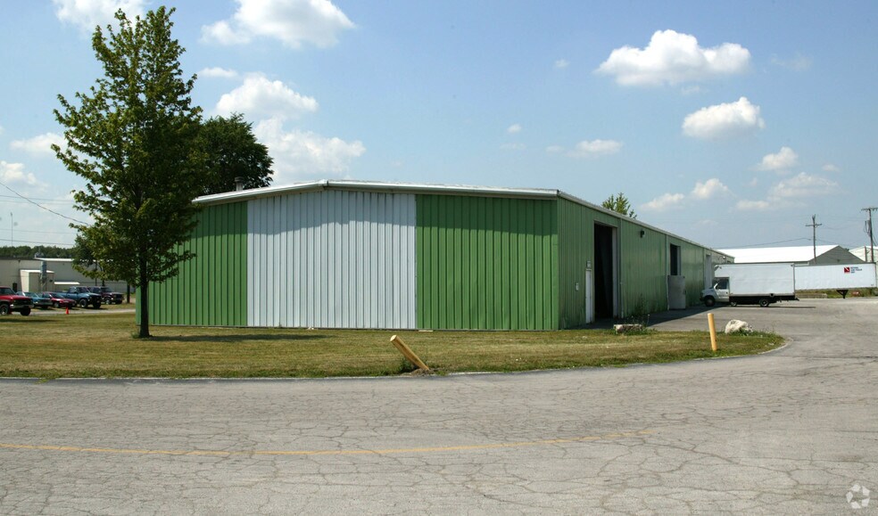 More Photos Of 26675 Eckel Rd, Perrysburg Warehouse For Lease