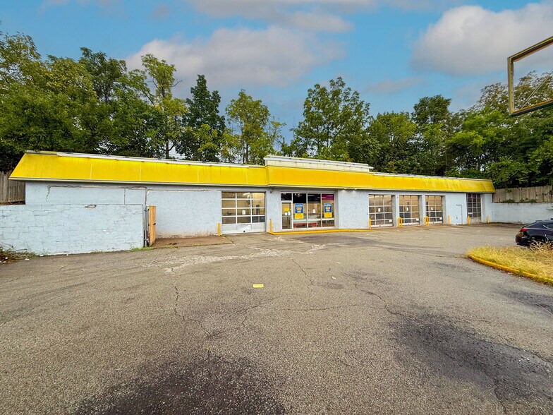 Primary Photo Of 901 Penn Ave, Pittsburgh Auto Repair For Sale