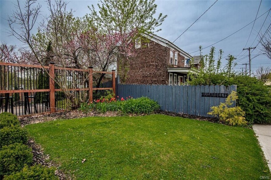 More Photos Of 417 W Dominick St, Rome Bar For Sale