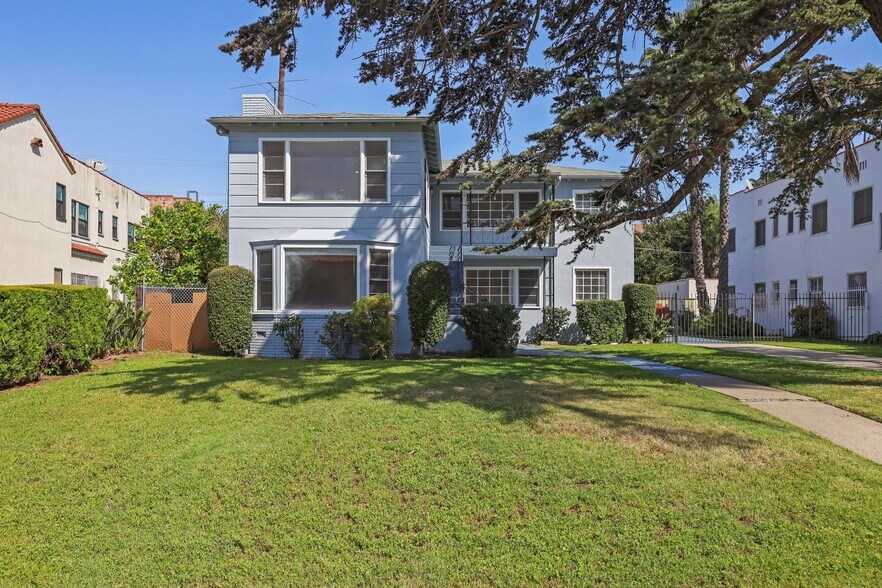 More Photos Of 4409 Victoria Park Dr, Los Angeles Apartments For Sale