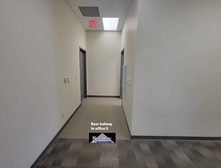 More Photos Of 2318 E 32nd St, Joplin Office For Lease