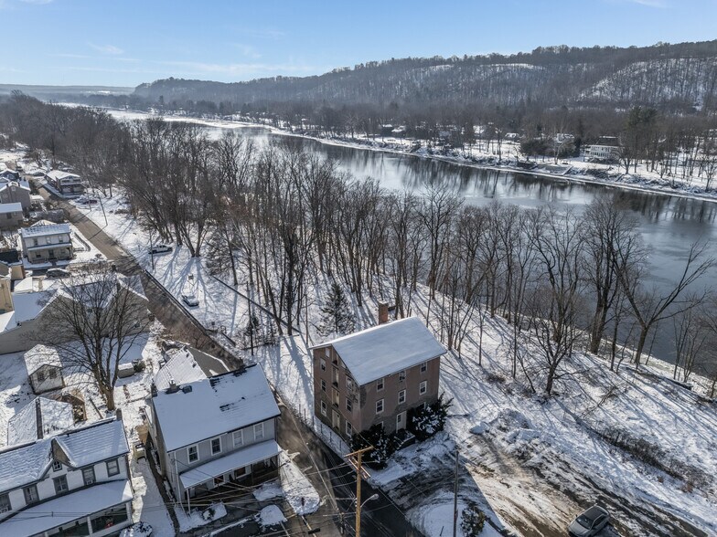 More Photos Of 10 Green St, Milford Specialty For Sale