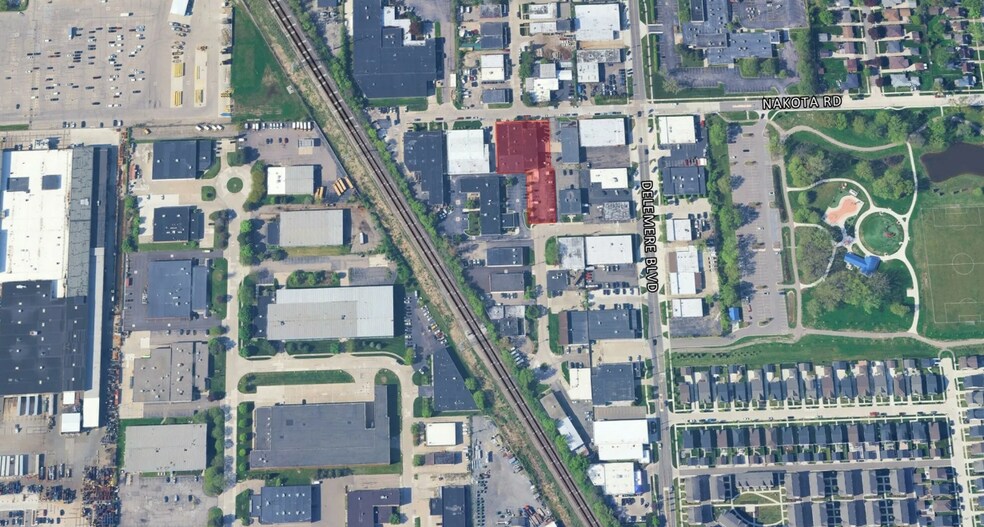 More Photos Of 2625-2675 Nakota Rd, Royal Oak Warehouse For Lease