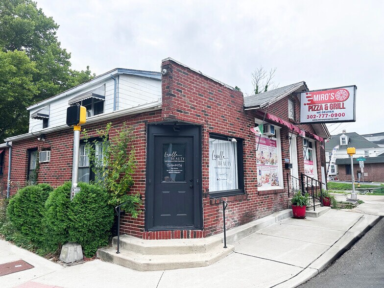 More Photos Of 204 N Maryland Ave, Wilmington Flex For Sale