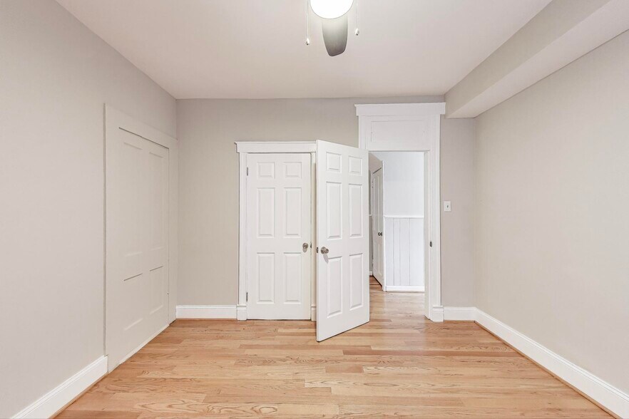 More Photos Of 212 Elm St NW, Washington Apartments For Sale