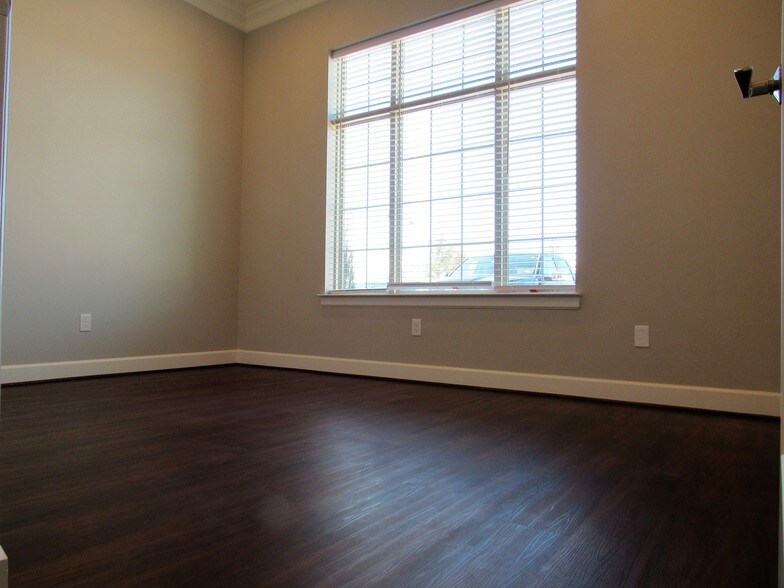 More Photos Of 8951 Collin McKinney Pky, McKinney Medical For Lease