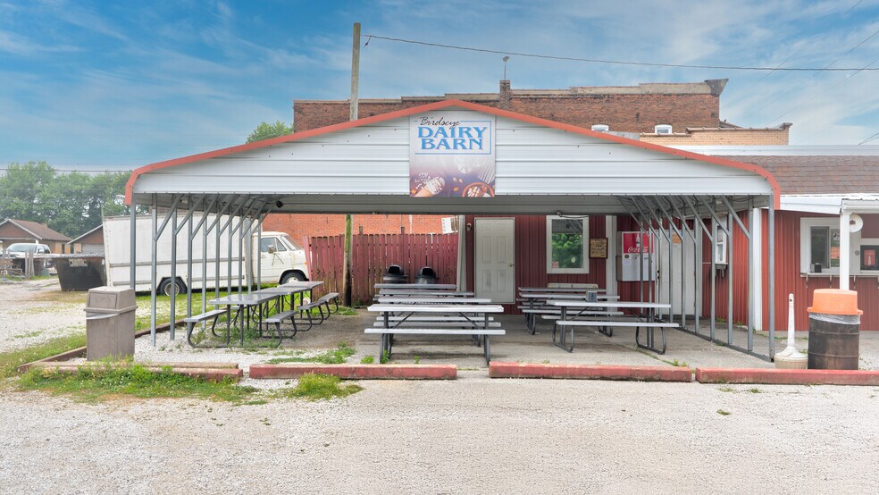 More Photos Of 8 IN-145, Birdseye Light Manufacturing For Sale