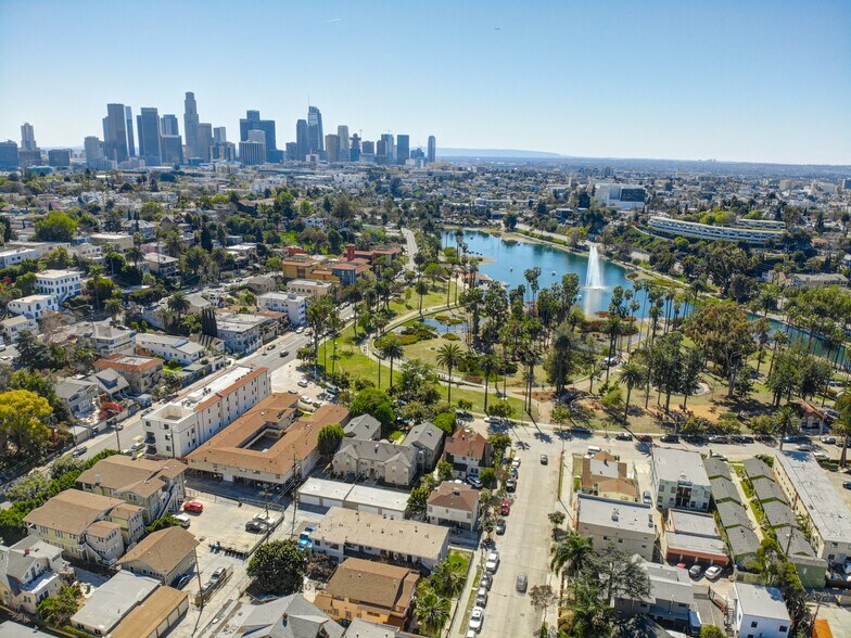 More Photos Of 1120 Logan St, Los Angeles Apartments For Sale