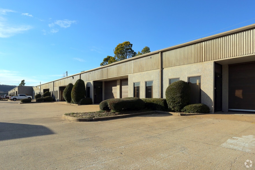 Primary Photo Of 6333 S Peoria Ave, Tulsa Flex For Sale