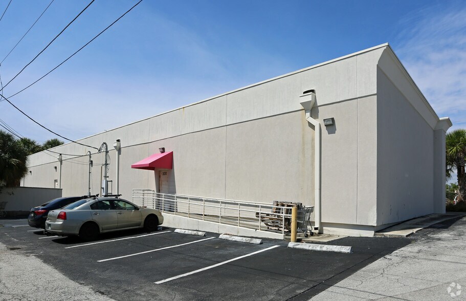 More Photos Of 300 US Highway 1, North Palm Beach Freestanding For Lease
