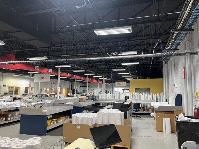 More Photos Of 850 S Hughey Ave, Orlando Manufacturing For Sale