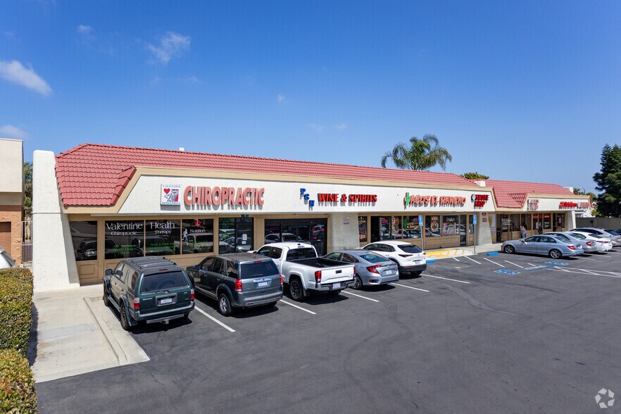 More Photos Of 17925-17955 Magnolia St, Fountain Valley Unknown For Lease