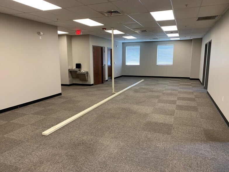 More Photos Of 2500 Emrick Blvd, Bethlehem Warehouse For Lease