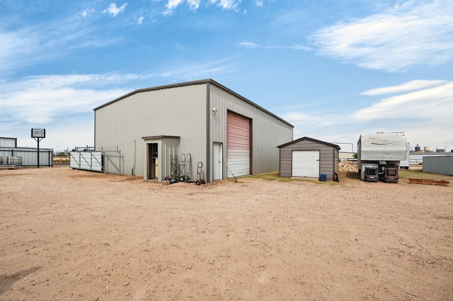 More Photos Of 1317 County Rd 114 rd, Midland Industrial For Sale