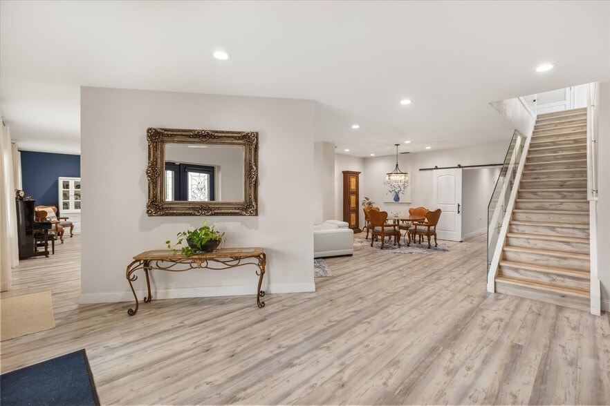 More Photos Of 455 Briar Patch Ln, Geneva Specialty For Sale