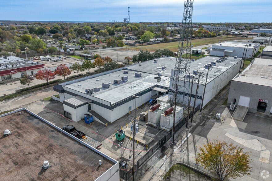 More Photos Of 2947 Executive Blvd, Mesquite Manufacturing For Sale