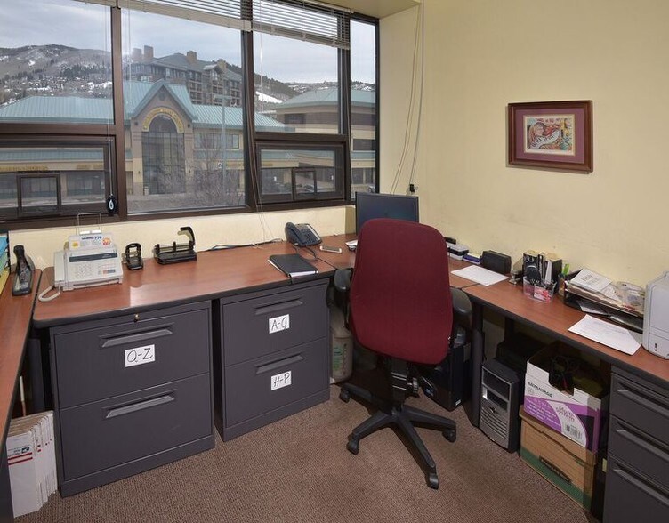 More Photos Of 30 Benchmark Rd, Avon Office For Sale