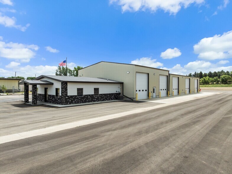 More Photos Of 3050 Highway 52 South, Minot Light Distribution For Lease