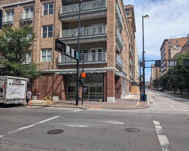 More Photos Of 601 Race St, Cincinnati Apartments For Lease
