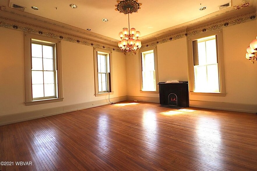 More Photos Of 800 W 4th St, Williamsport Medical For Lease