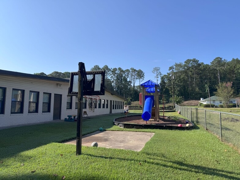 Primary Photo Of 6755 Old National Hwy, Atlanta Schools For Sale