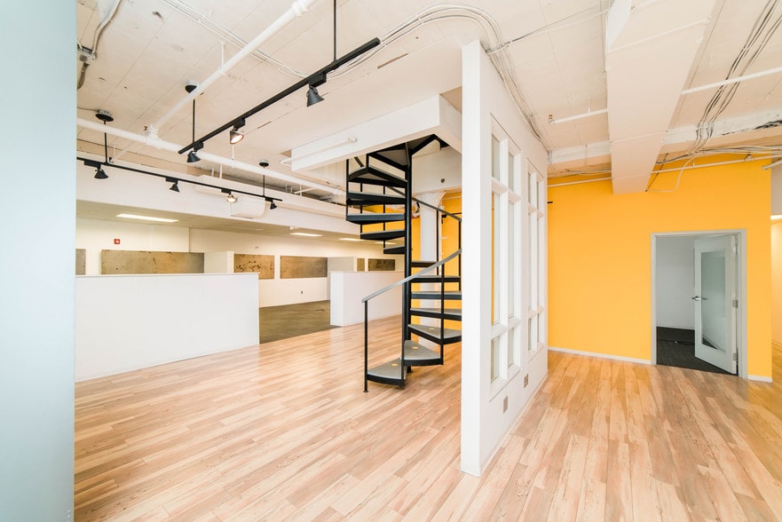 More Photos Of 810-814 Penn Ave, Pittsburgh Office For Lease