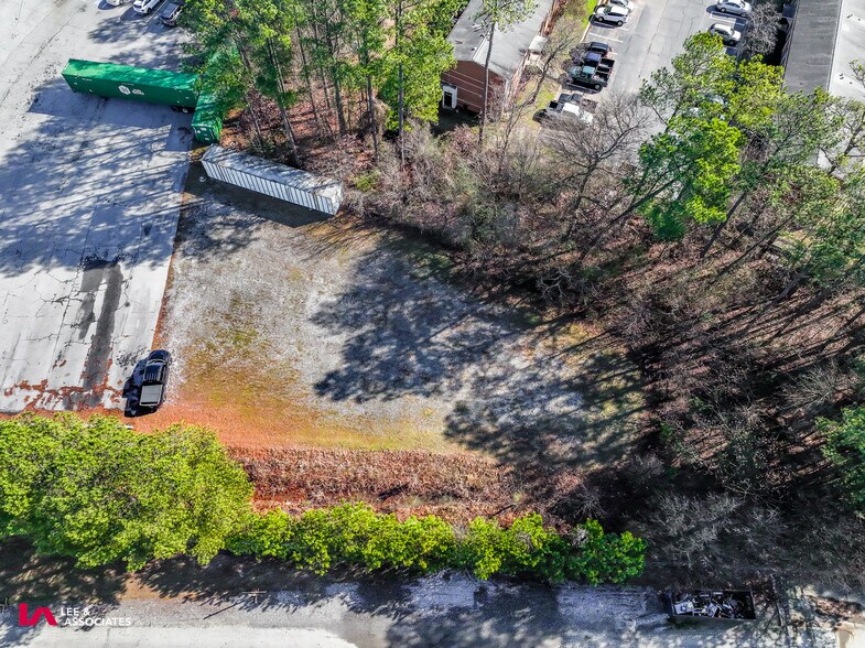 More Photos Of 55 Alston Ct, Forest Park Truck Terminal For Sale