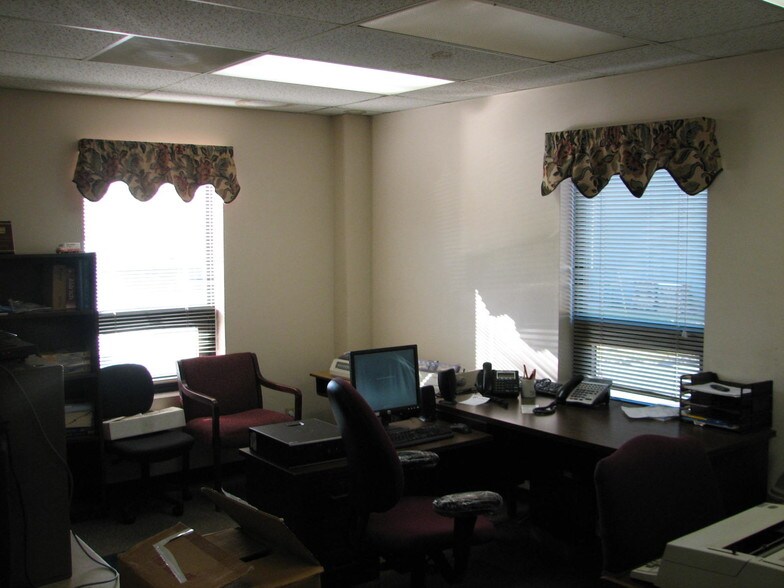 More Photos Of 3215 Ambrose Ave, Nashville Warehouse For Lease