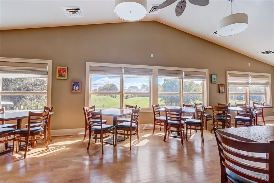 More Photos Of 800 S Main St, Lake Mills Golf Course Driving Range For Sale