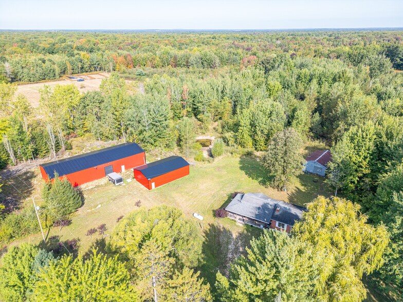 More Photos Of 5852 County Line Rd, Coleman Specialty For Sale