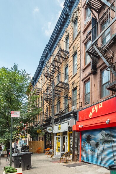 More Photos Of 561 Gates Ave, Brooklyn Apartments For Sale