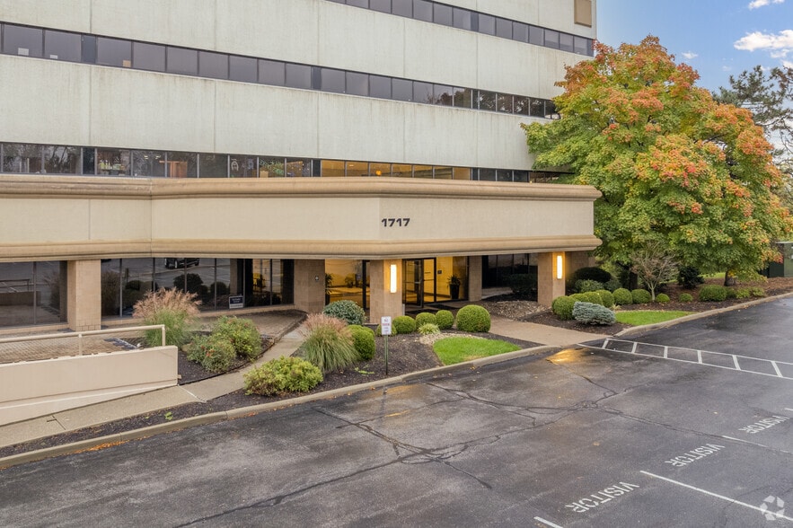 More Photos Of 1717 Dixie Hwy, Ft Wright Office For Lease