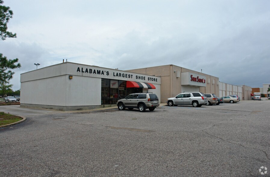 More Photos Of 450 Bel Air Blvd, Mobile Freestanding For Lease