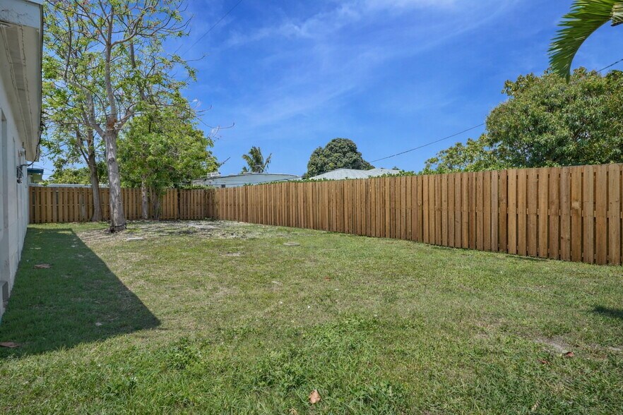 More Photos Of 11775 Sw 223rd St, Miami Apartments For Sale