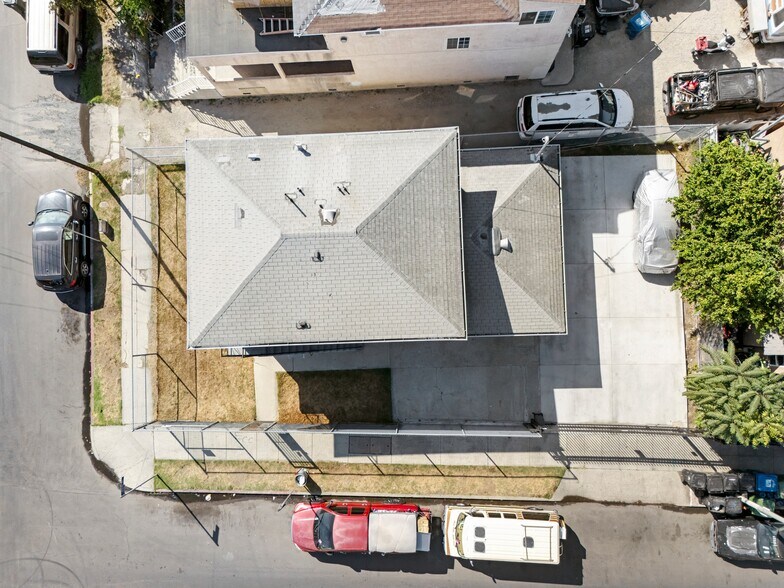 More Photos Of 4421 Wall St, Los Angeles Apartments For Sale