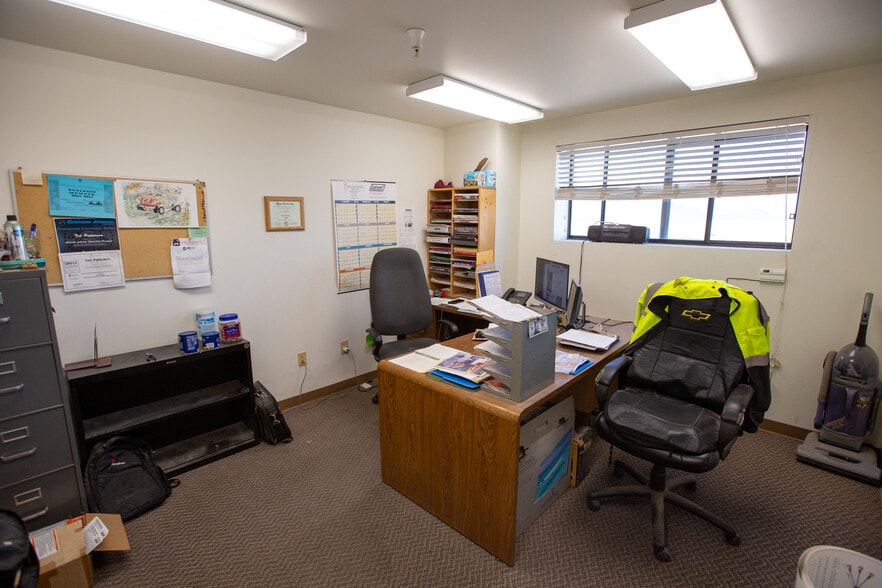 More Photos Of 8989 Roller Coaster Rd, Missoula Warehouse For Sale