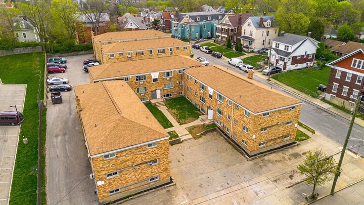 More Photos Of , Cincinnati Multifamily For Sale
