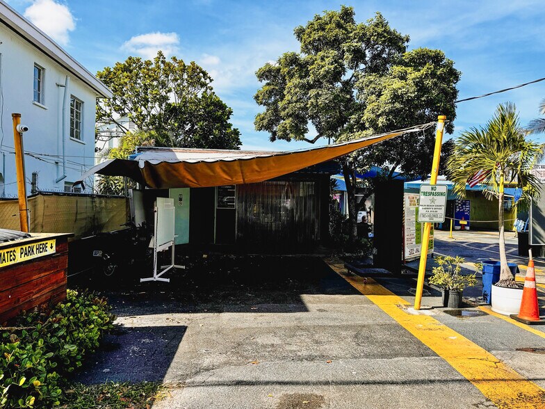 More Photos Of 824 N Dixie Hwy, Lake Worth Carwash For Sale