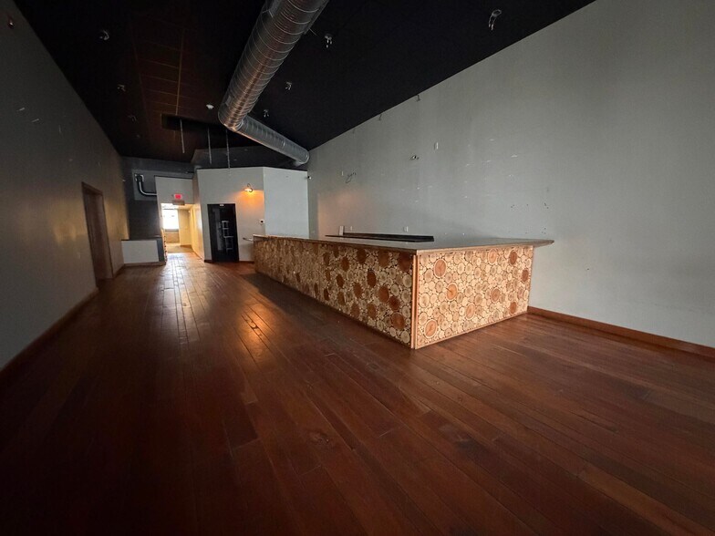 More Photos Of 103 N Fraley St, Kane Restaurant For Sale