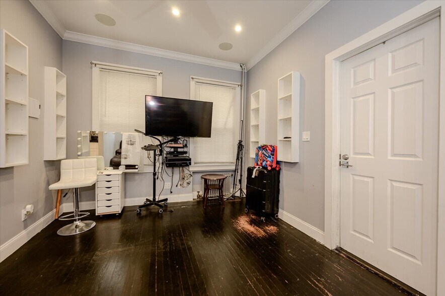 More Photos Of 3548 Bronx Blvd, Bronx Apartments For Sale