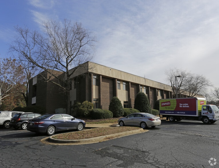 More Photos Of 3623 Latrobe Dr, Charlotte Coworking Space