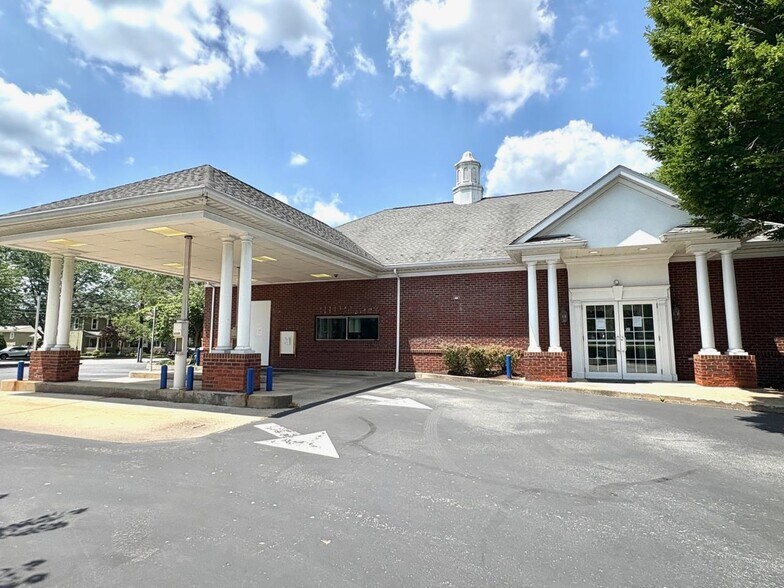 Primary Photo Of 998 3rd St, Beaver Office For Sale