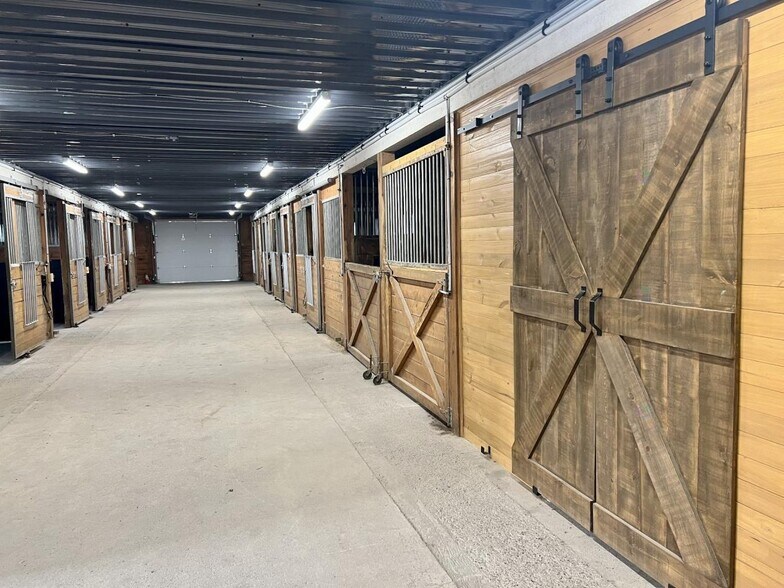 More Photos Of 4900 Ch Bellerive, Carignan Land For Sale