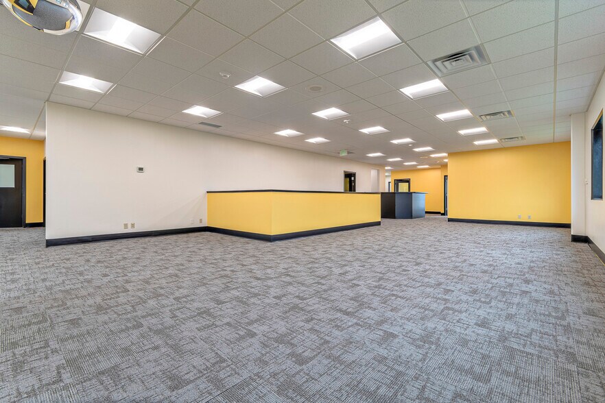 More Photos Of 1415 Pacific Dr, Burlington Light Distribution For Sale