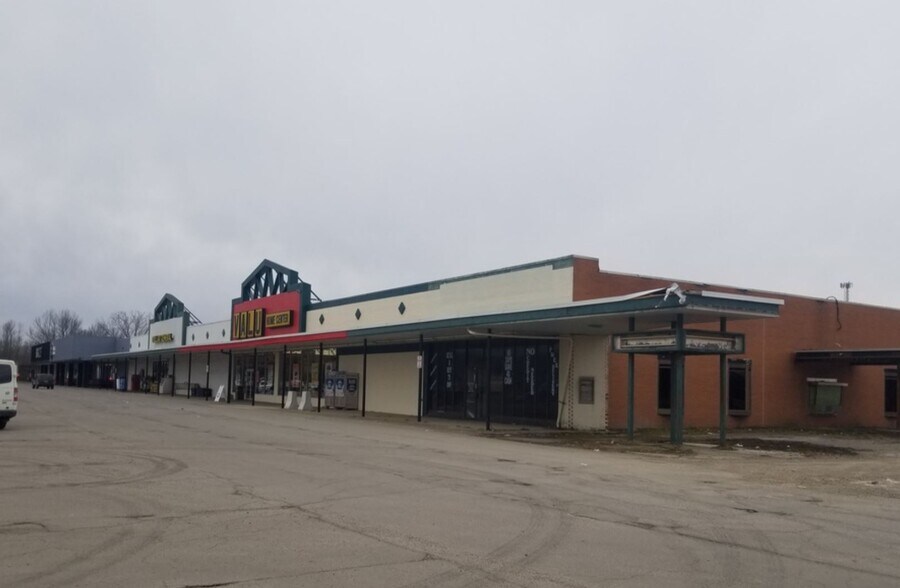 More Photos Of 12209 Route 16, Yorkshire Storefront For Lease
