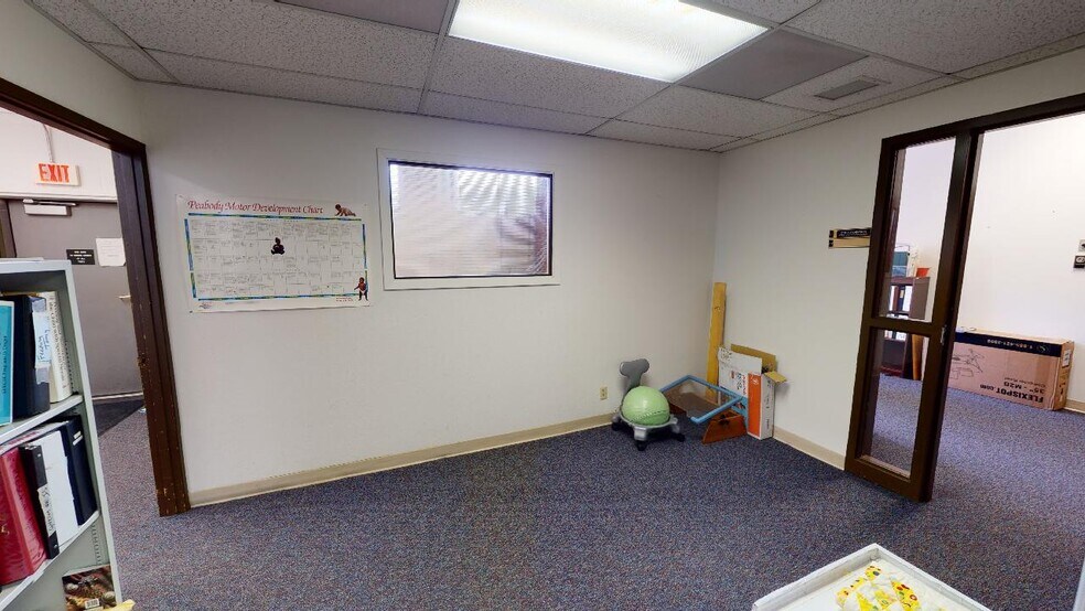 More Photos Of 3196 Marine Dr, Astoria Loft Creative Space For Lease
